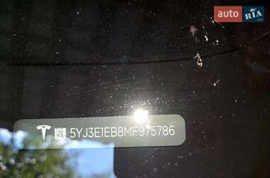 Седан Tesla Model 3 2021 в 
