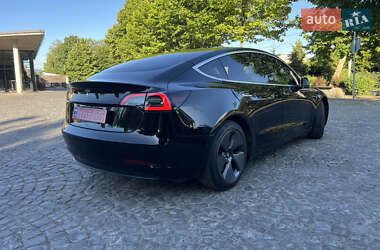 Седан Tesla Model 3 2018 в 