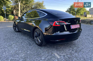Седан Tesla Model 3 2018 в 