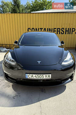 Седан Tesla Model 3 2018 в 
