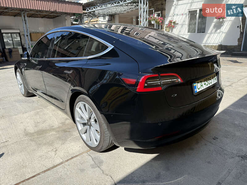 Седан Tesla Model 3 2018 в Умани фото 105 Седан Tesla Model 3 2018 в Умани