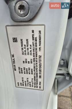 Седан Tesla Model 3 2020 в 