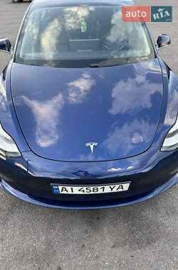 Седан Tesla Model 3 2018 в 