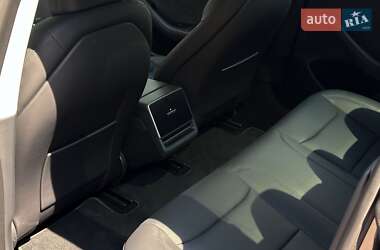 Седан Tesla Model 3 2024 в 