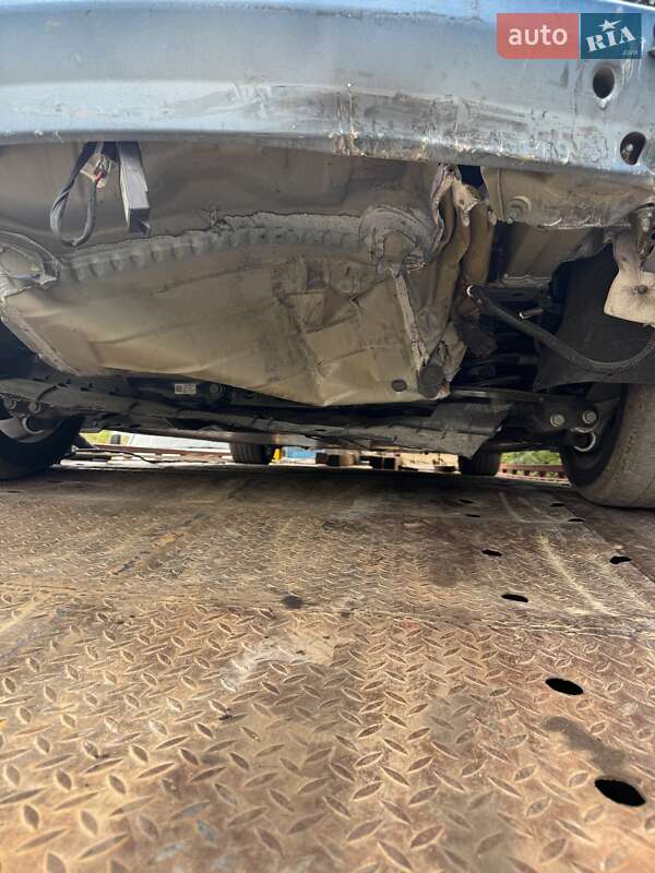Седан Tesla Model 3 2024 в Львове