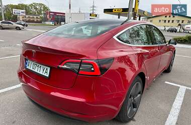 Седан Tesla Model 3 2019 в 
