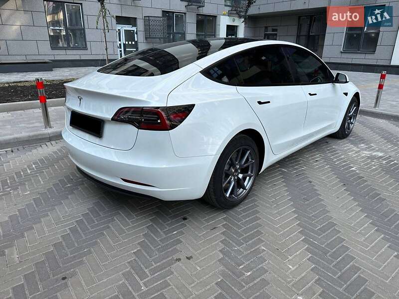 Седан Tesla Model 3 2023 в Львове фото 3 Седан Tesla Model 3 2023 в Львове