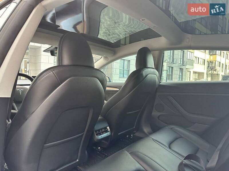 Седан Tesla Model 3 2023 в Львове фото 8 Седан Tesla Model 3 2023 в Львове