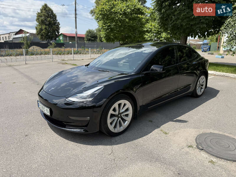 Седан Tesla Model 3 2022 в Вінниці