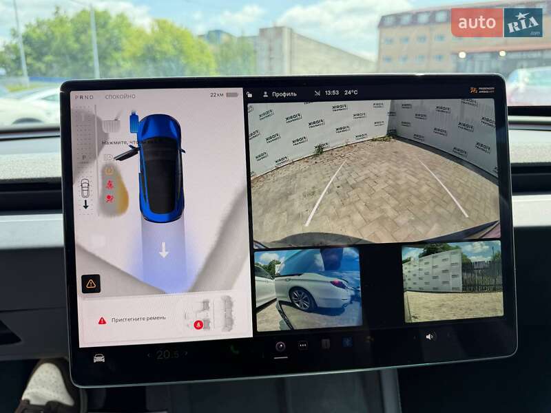Седан Tesla Model 3 2024 в Луцке
