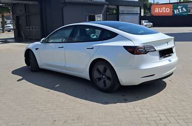 Седан Tesla Model 3 2020 в 