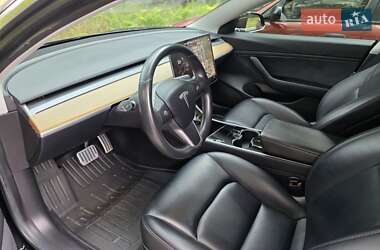 Седан Tesla Model 3 2019 в 