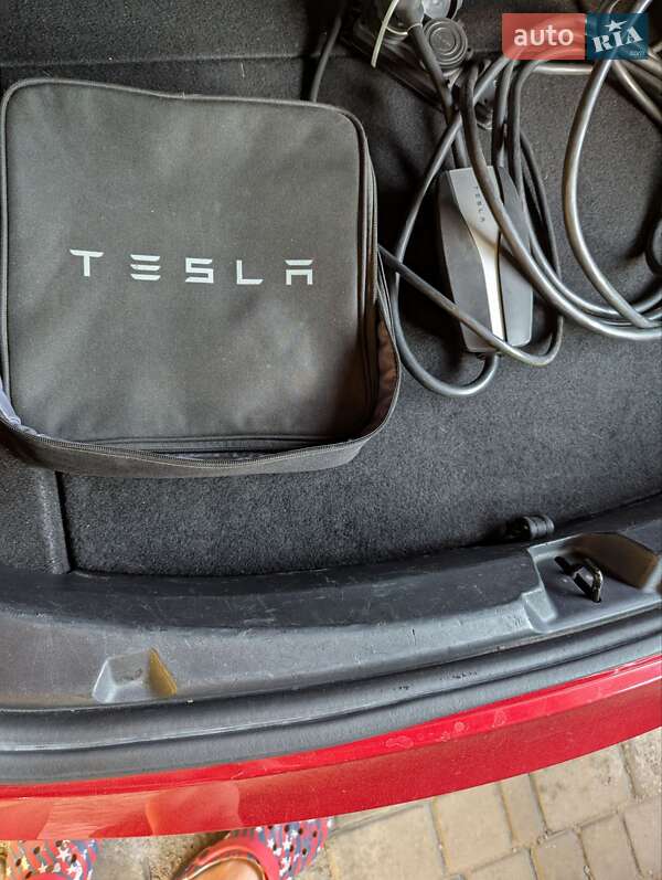 Седан Tesla Model 3 2022 в Харькове