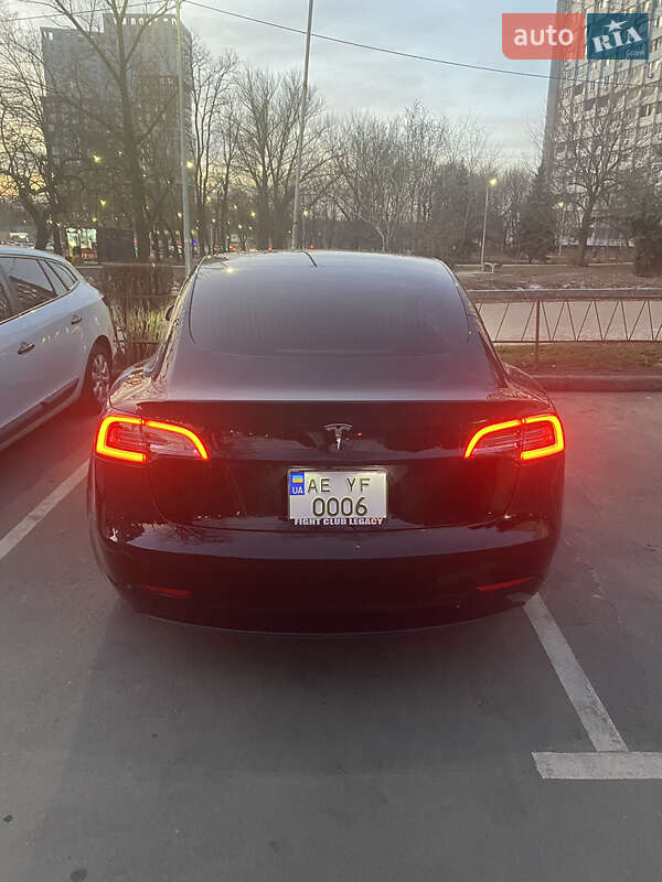 Седан Tesla Model 3 2019 в Днепре