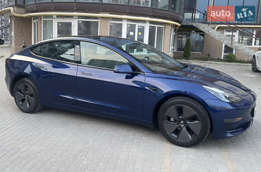 Седан Tesla Model 3 2023 в Тернополі