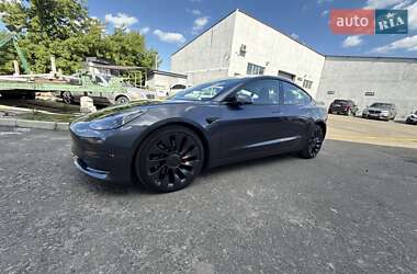 Седан Tesla Model 3 2021 в Києві
