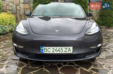 Седан Tesla Model 3 2019 в 