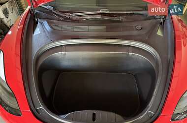 Седан Tesla Model 3 2018 в 