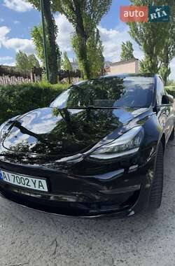 Седан Tesla Model 3 2019 в Киеве