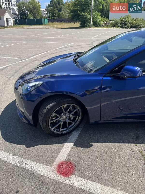 Tesla Model 3 2022