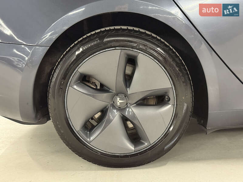 Седан Tesla Model 3 2019 в Владимире