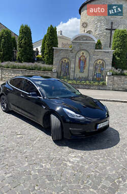 Седан Tesla Model 3 2020 в Каменец-Подольском