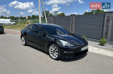 Седан Tesla Model 3 2018 в 