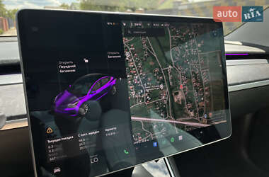 Седан Tesla Model 3 2018 в 