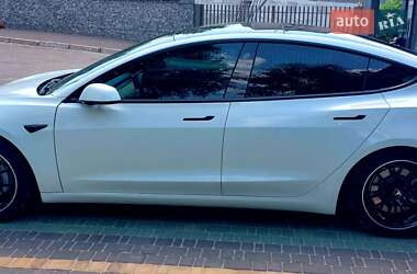 Седан Tesla Model 3 2022 в Дніпрі