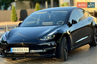 Седан Tesla Model 3 2022 в Одессе