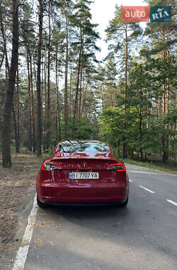Седан Tesla Model 3 2018 в 
