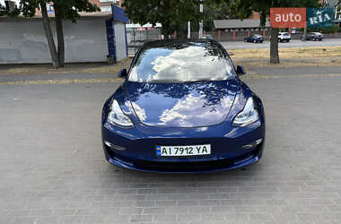 Седан Tesla Model 3 2022 в Білій Церкві