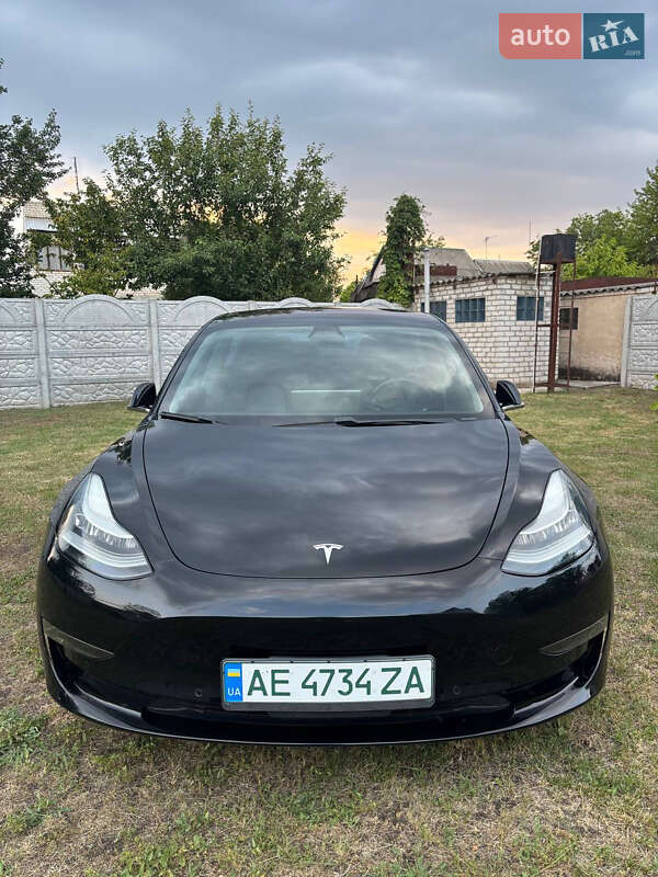 Tesla Model 3 2018 Tesla Model 3 2018