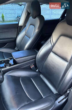 Седан Tesla Model 3 2018 в 