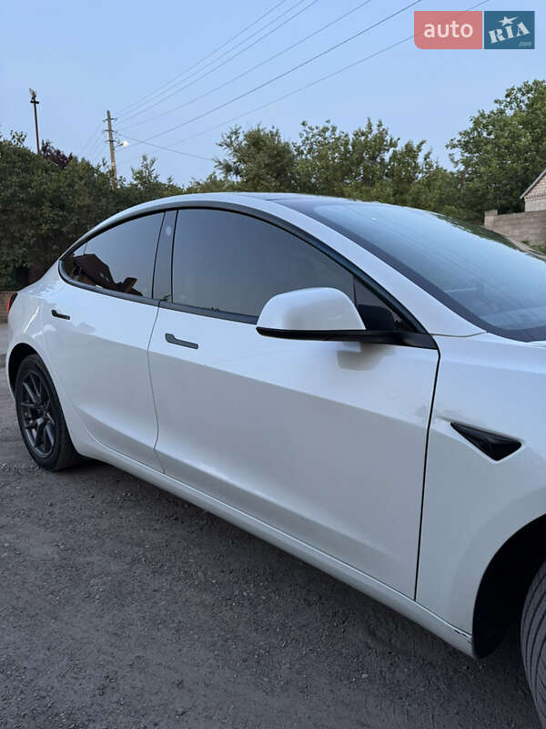 Седан Tesla Model 3 2022 в Каменском