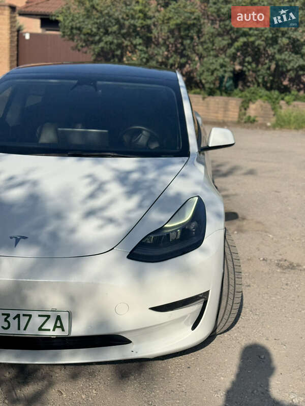 Седан Tesla Model 3 2022 в Каменском