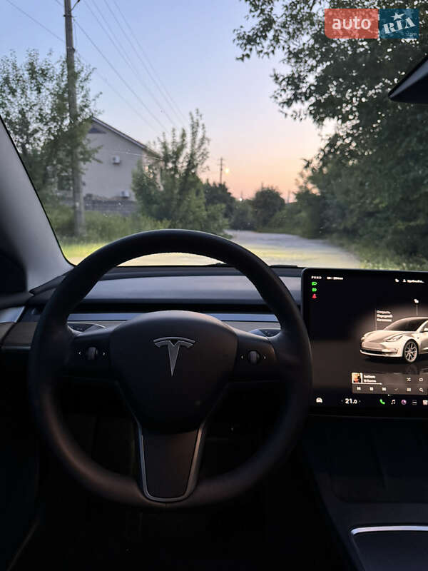 Седан Tesla Model 3 2022 в Каменском