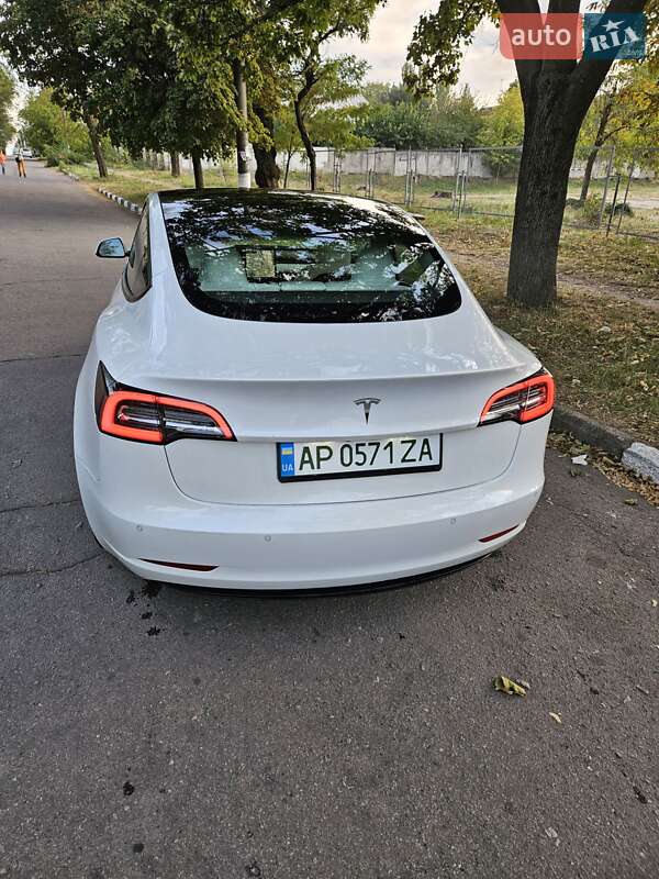 Седан Tesla Model 3 2020 в Запорожье