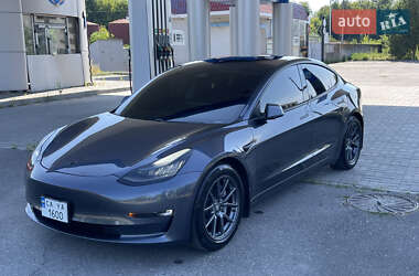 Седан Tesla Model 3 2018 в Золотоноше