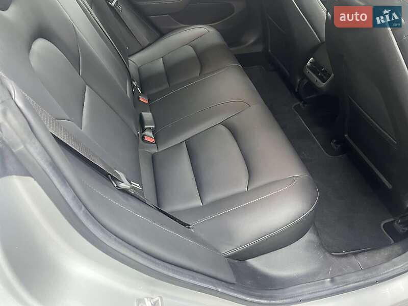 Седан Tesla Model 3 2018 в Киеве фото 11 Седан Tesla Model 3 2018 в Киеве