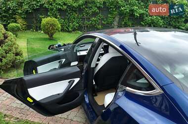 Седан Tesla Model 3 2018 в 
