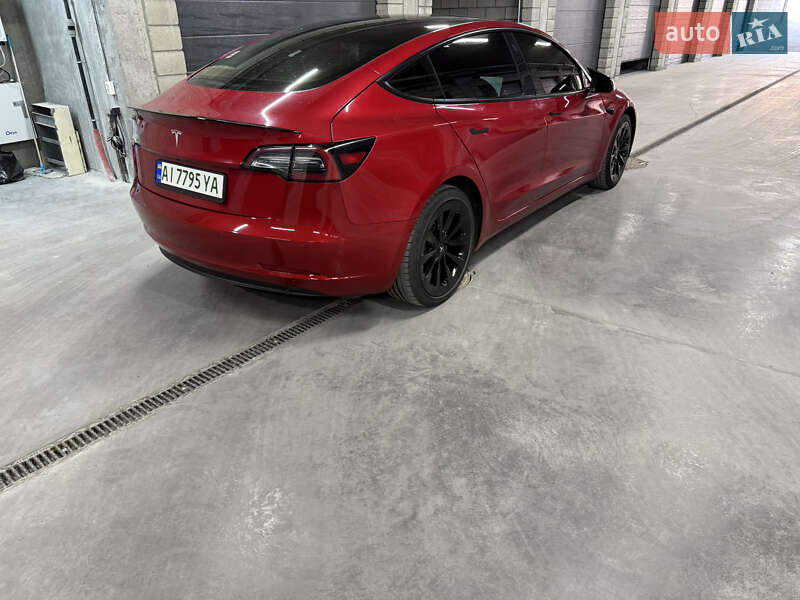 Седан Tesla Model 3 2022 в Белой Церкви