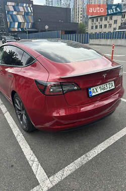 Седан Tesla Model 3 2018 в 