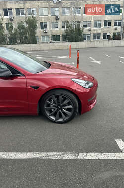 Седан Tesla Model 3 2018 в 