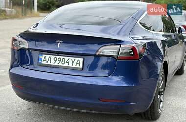 Седан Tesla Model 3 2019 в 