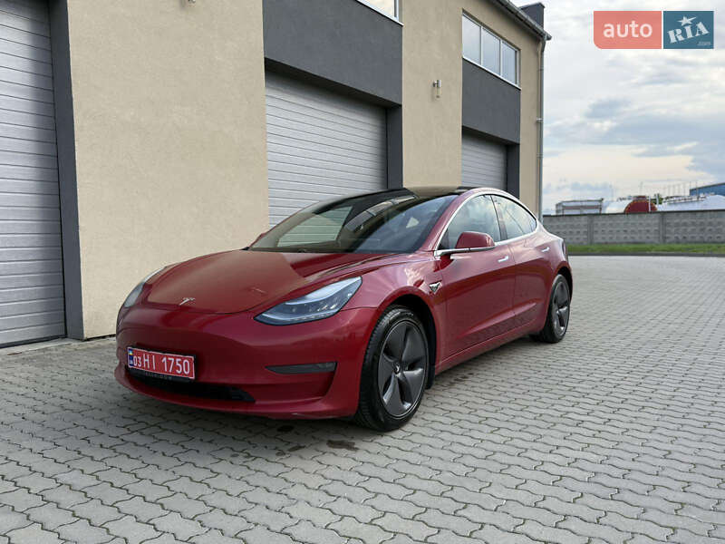 Tesla Model 3 2019
