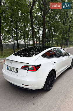 Седан Tesla Model 3 2018 в 