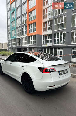 Седан Tesla Model 3 2018 в 