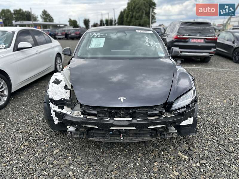 Седан Tesla Model 3 2024 в Луцке