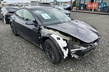 Седан Tesla Model 3 2024 в 